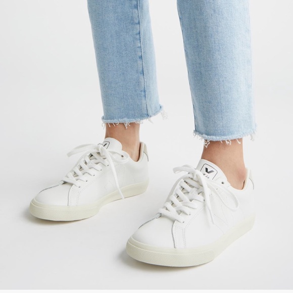 Veja Shoes - Veja Esplar Sneaker (Unisex)